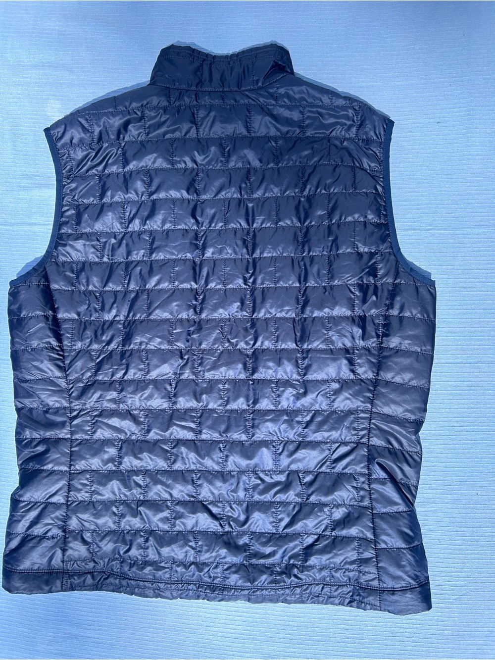Patagonia Navy Quilted Lightweight Down Vest - Picture 6 of 7